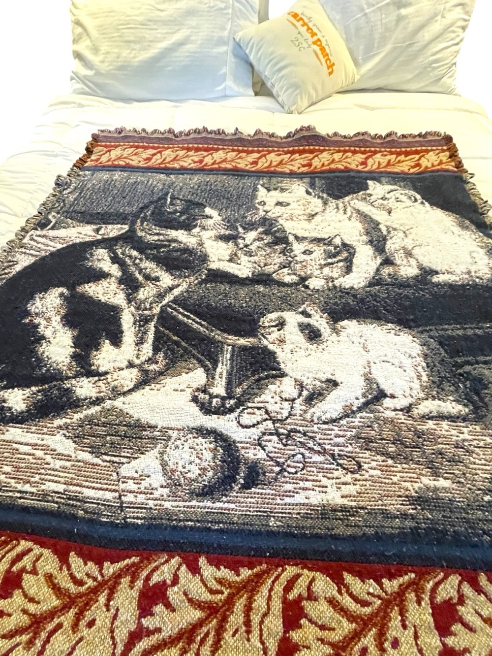 Cat family throw, vintage, soft and warm, reversible, well loved, pilling
